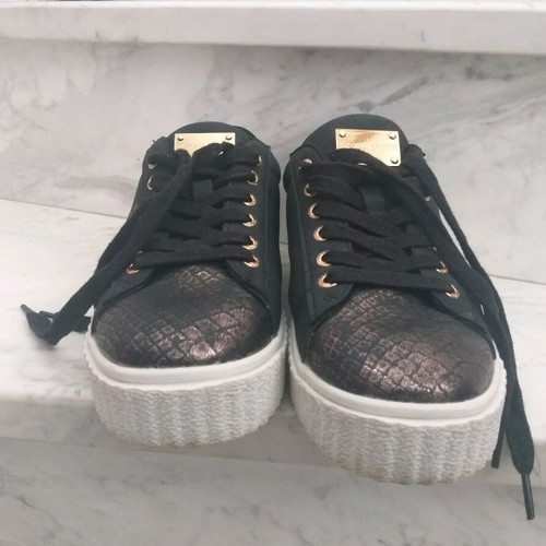 Renato Garini women's sneakers size 38 like new, black