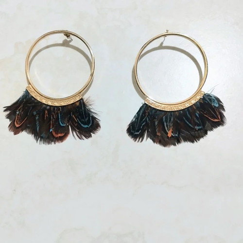 Zara statement feather earrings like new, large gold colorful