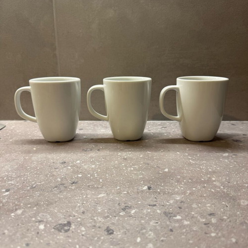 IKEA mugs set of 3 like new, white