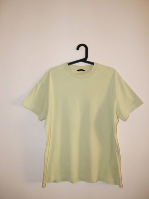 Massimo Dutti men's T-shirt, pastel yellow, size M