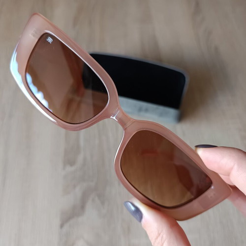 Red Raven Pink Beige Sunglasses Like New With Case