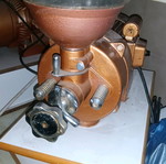 Coffee cutting machine used for mechanics