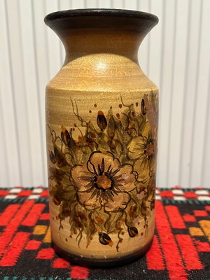 Vintage clay vase used 19.5x9.5cm
