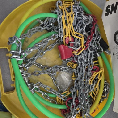 Car chains like new