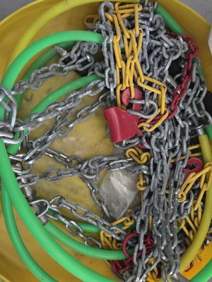Car chains like new