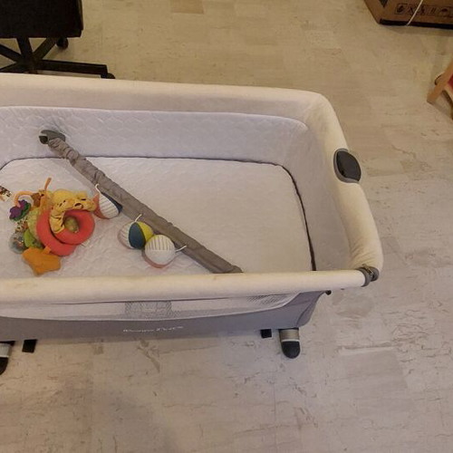Kikkaboo Bonne Nuit baby cot gray used with mattress
