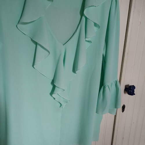Makis Tselios blouse new, size XL, pistachio color