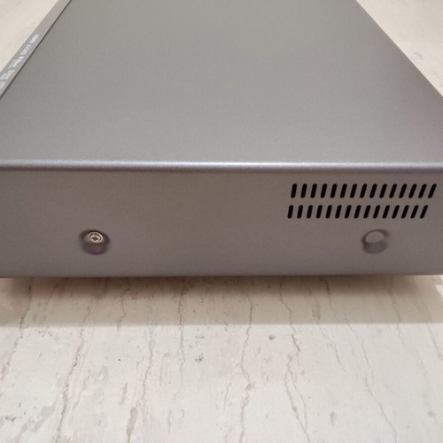 Yamaha Bluray Disc Player BD S667 like new