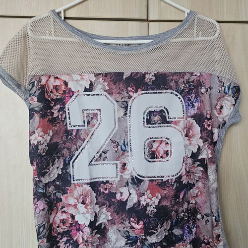 Azara blouse used, gray multicolor, sizes S and M
