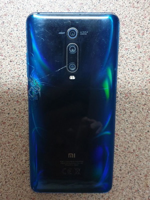 Xiaomi Mi 9T 6/64 GB μεταχειρισμένο smartphone με Snapdragon 855 και selfie κάμερα