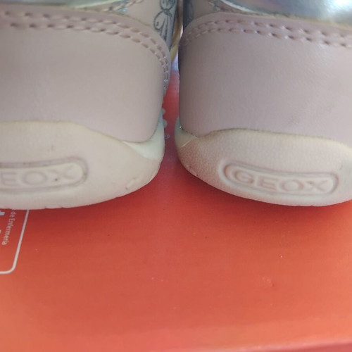 Geox sandals size 20 like new