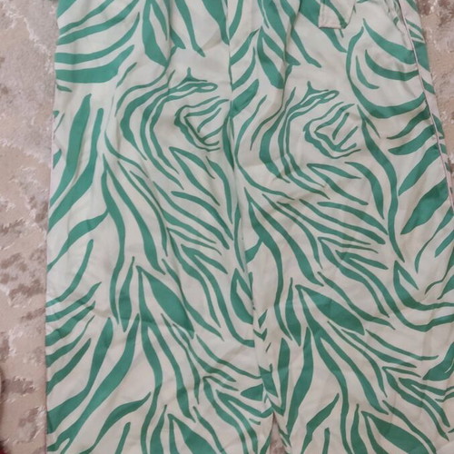 Zara pants with elastic waist like new, beige and green, size M