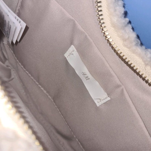 H&M shoulder bag new, cream with soft fluffy body