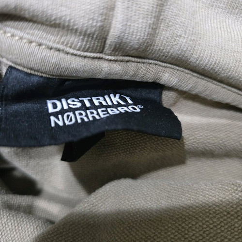 District Norrebro sweatshirt size medium like new, beige