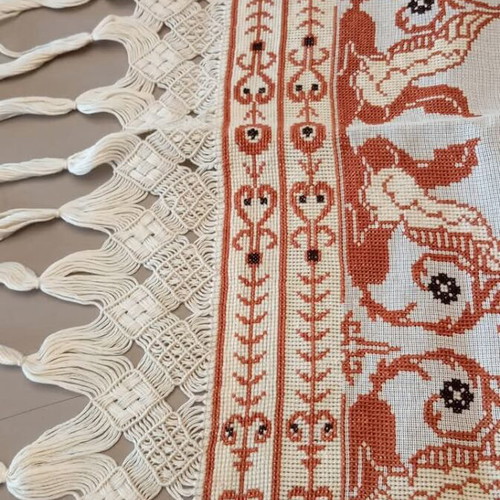 Embroidered handmade table runner new, size 117x48