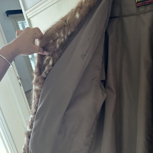 Vintage real fur coat with lining from the 60s