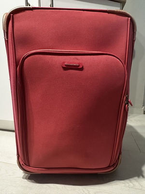 Benetton suitcase used, pink, 0.62 x 0.42 m