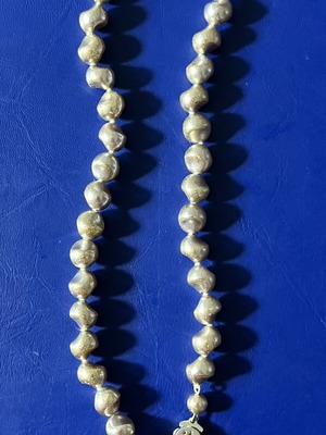Baroque Style Necklace With Irregular Pearls Like New