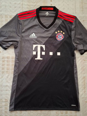 Bayern Munich Adidas 2016-17 Away Football Shirt Jersey Like New, Size M