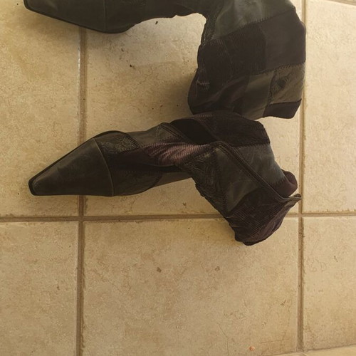 Ragazza boots size 38 like new, black