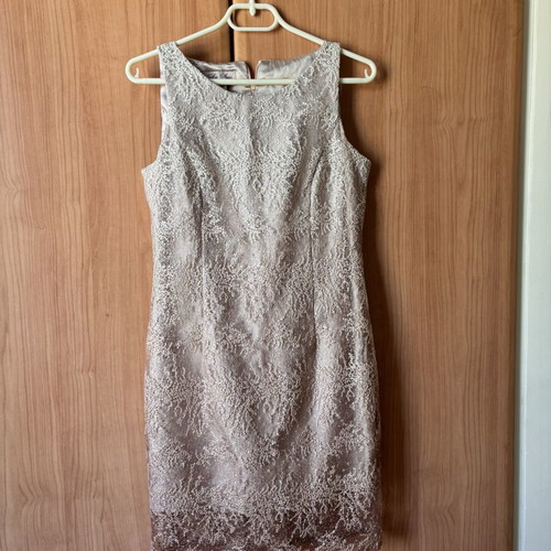La Soie dress with impressive lace, beige and gold