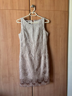 La Soie dress with impressive lace, beige and gold