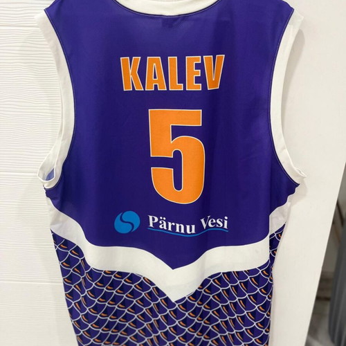 BC Parnu Basketball Estonia Jersey #5 Size XLarge used