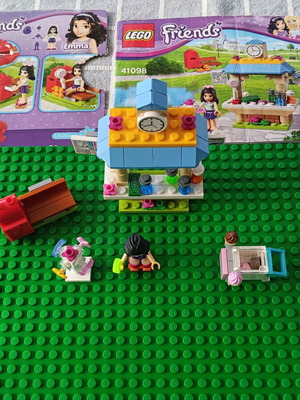 Lego Friends 41098 Emma's tourist kiosk μεταχειρισμένο, σχεδόν πλήρες
