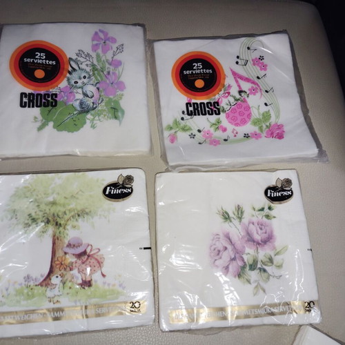 Napkins new 16 pcs 80s decade for collection