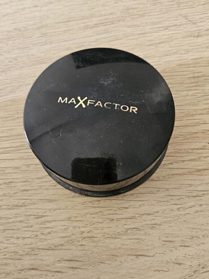 Max Factor powder used, very good condition