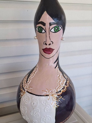 Sappho handmade decorative natural gourd art piece