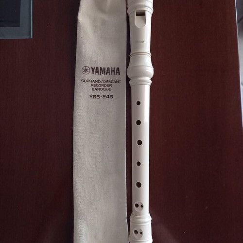 Yamaha recorder used, like new condition