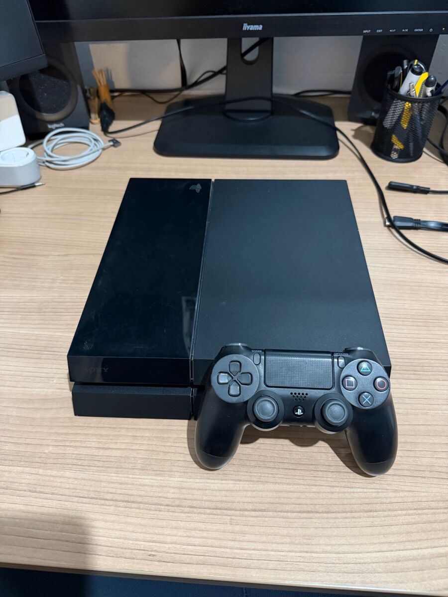 PlayStation 4 fat used, version 9.00… - € 170,00 - Vendora.cy