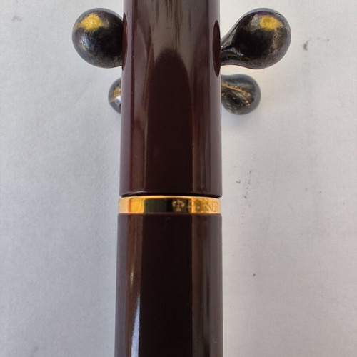 Parker 88 pen made in UK like new, burgundy color