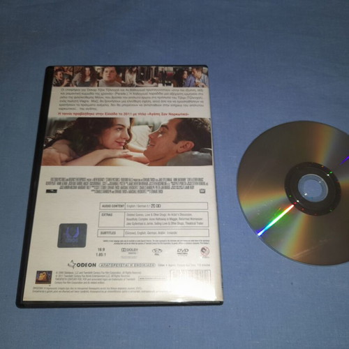 Love and Other Drugs DVD used, romantic comedy with subtitles