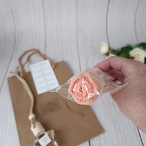Aromatic Wax Rose and Car Diffuser Gift Set for Kindergarten Teacher