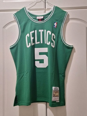 Mitchell & Ness Swingman φανέλα Celtics Kevin Garnett NWT, μέγεθος M
