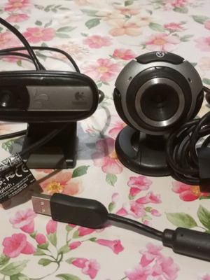 Pack of 2 used webcams Microsoft LifeCam VX-3000 and Logitech QuickCam