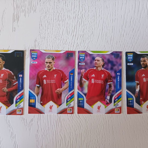 Adrenalyn XL 2026 Liverpool cards like new, set of 9