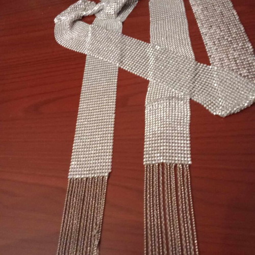 Vintage evening belt like new, silver with metallic texture