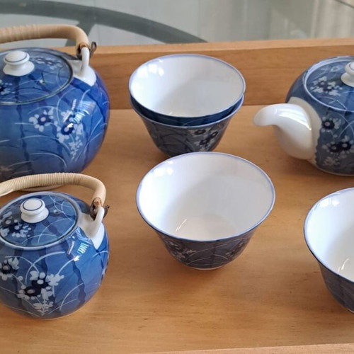 Japanese Tea Set like new, 4 pieces