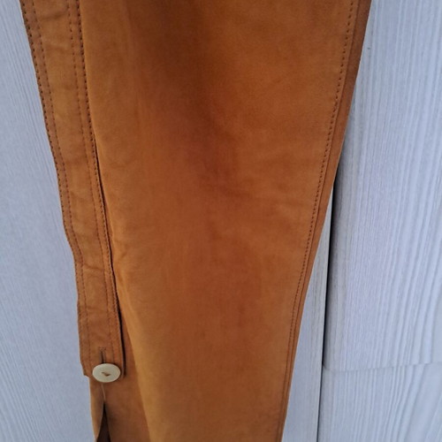 Dolce & Gabbana leather pants size M like new, mustard color
