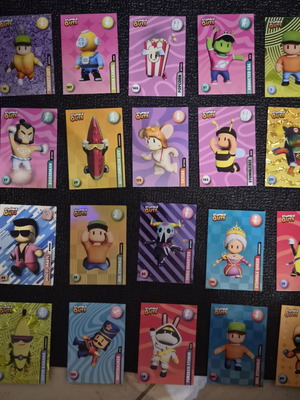 Κάρτες Stumble Guys Panini σαν καινούργιες, σετ 36