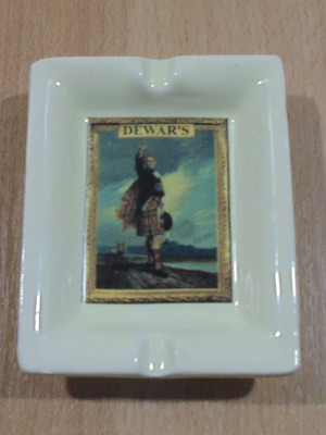 Dewar's Scotch Whisky old promotional ceramic ashtray used