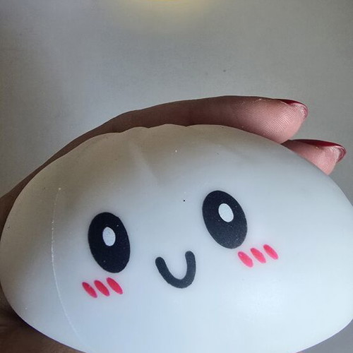 Squeeza Dumpling white squishy toy