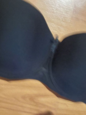 Strapless Bra No44 like new, black, padded with underwire