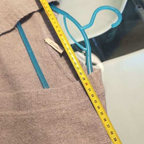 Italian cardigan like new with 40% angora XS/S purple