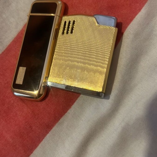 Lighters used, spark but need flint