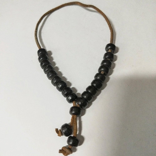 Worry beads like new on thick leather cord vintage