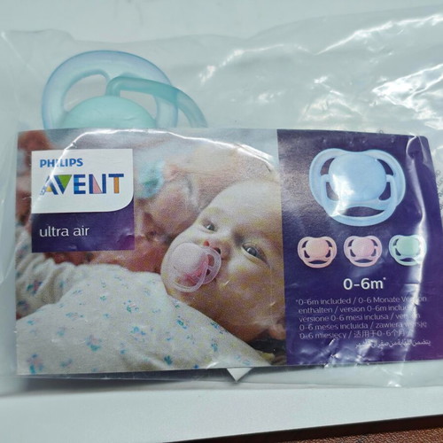 Philips Avent Ultra Air pacifier 0–6 months like new